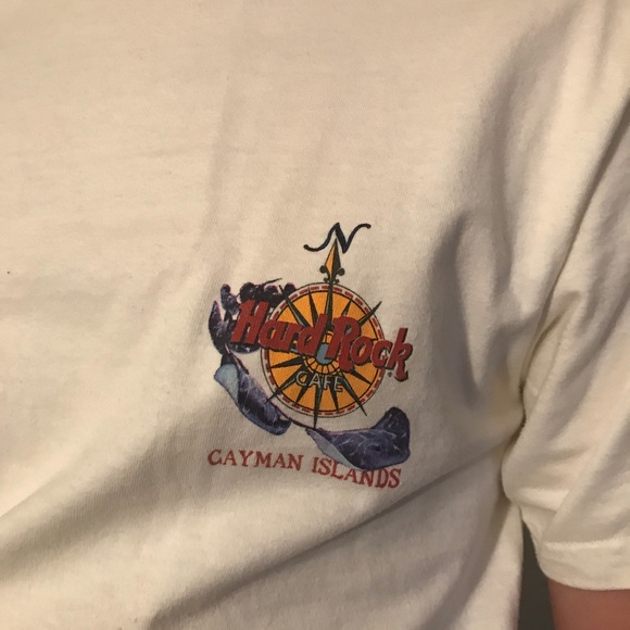 Cayman Islands Hard Rock Cafe tee - Picture 2 of 3